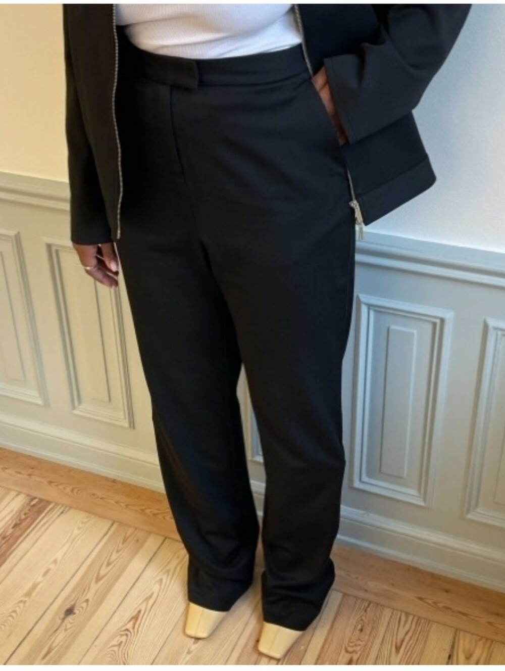 Djerf Avenue First Choice Pants Black